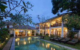Bilin Tree House