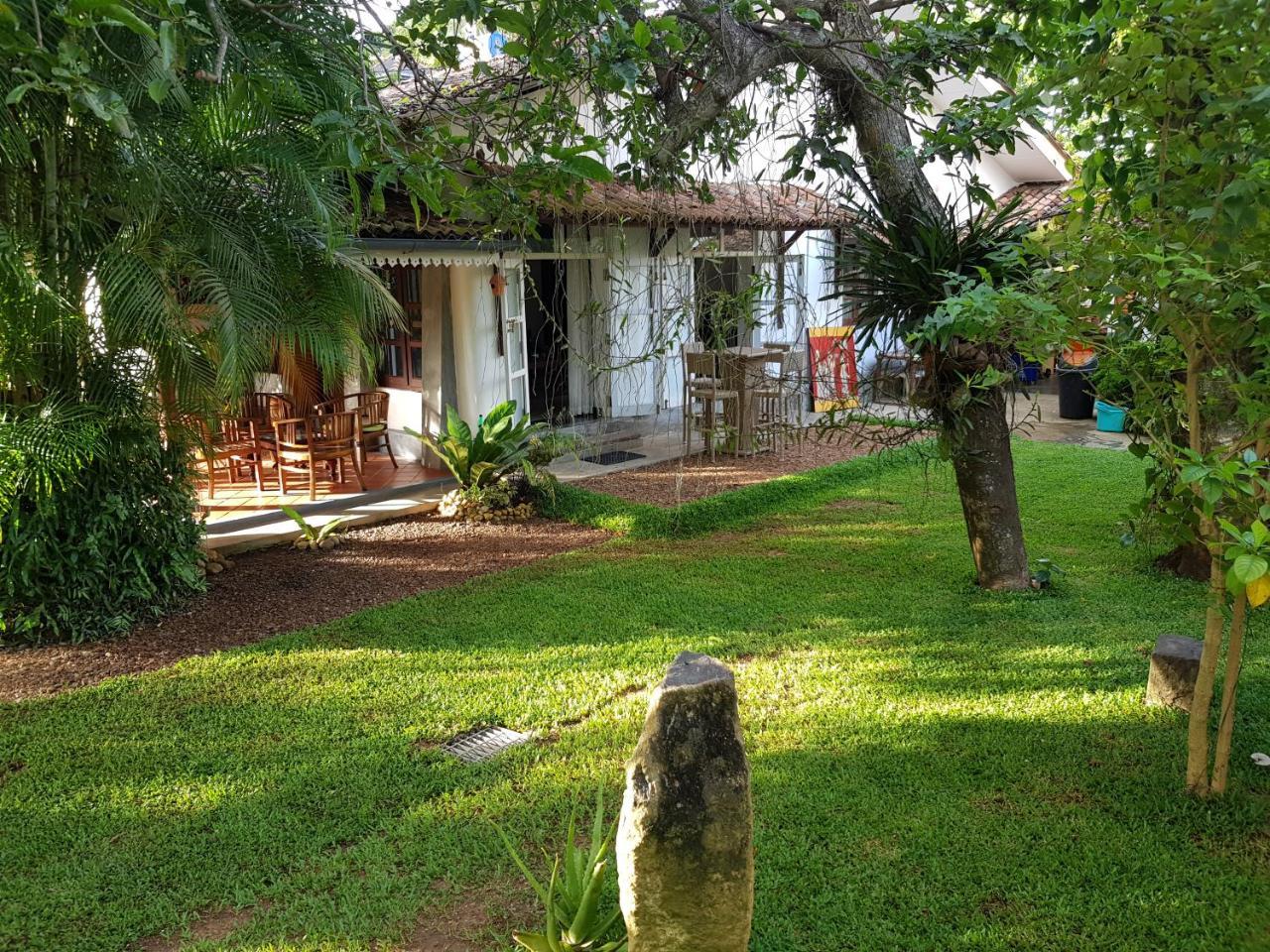 Bilin Tree House Hotel Galle Exterior photo